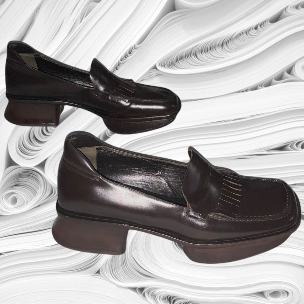 Authentic PRADA Rare Split Sole Loafer black-brown